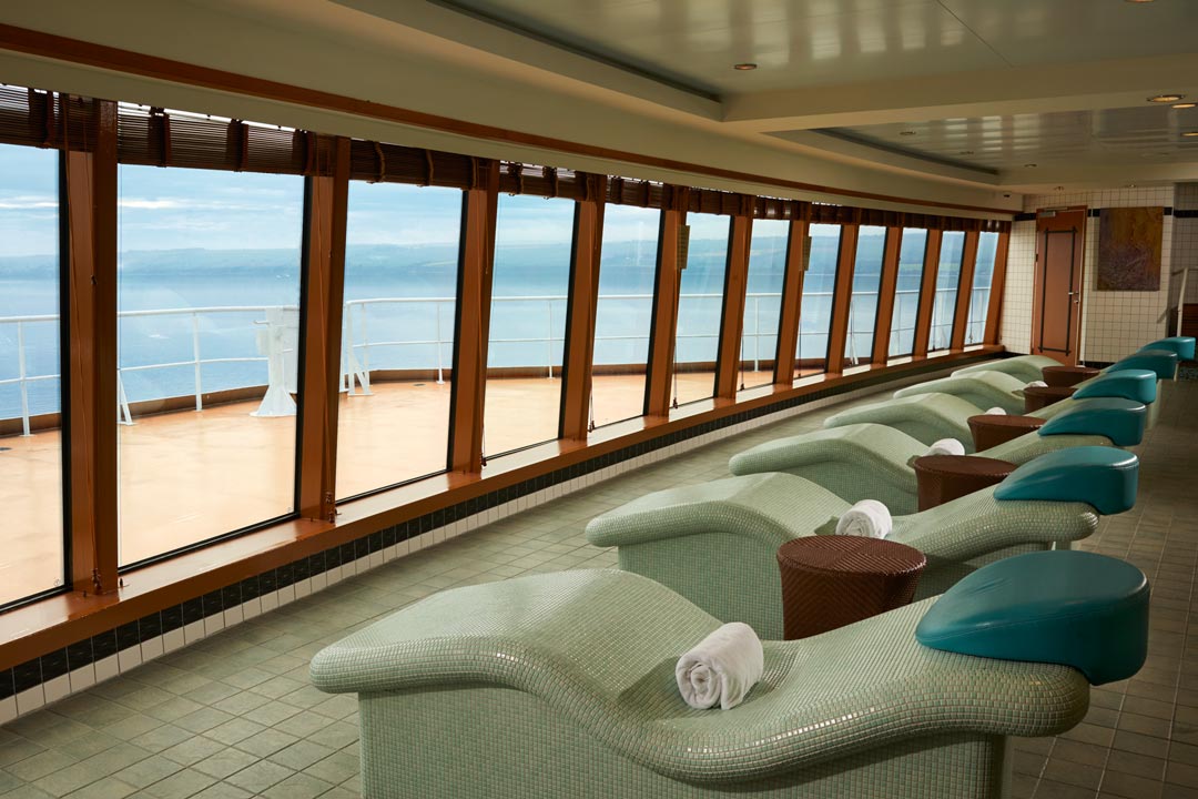 Norwegian Jade Cruise Ship Details | AAdvantage Cruises